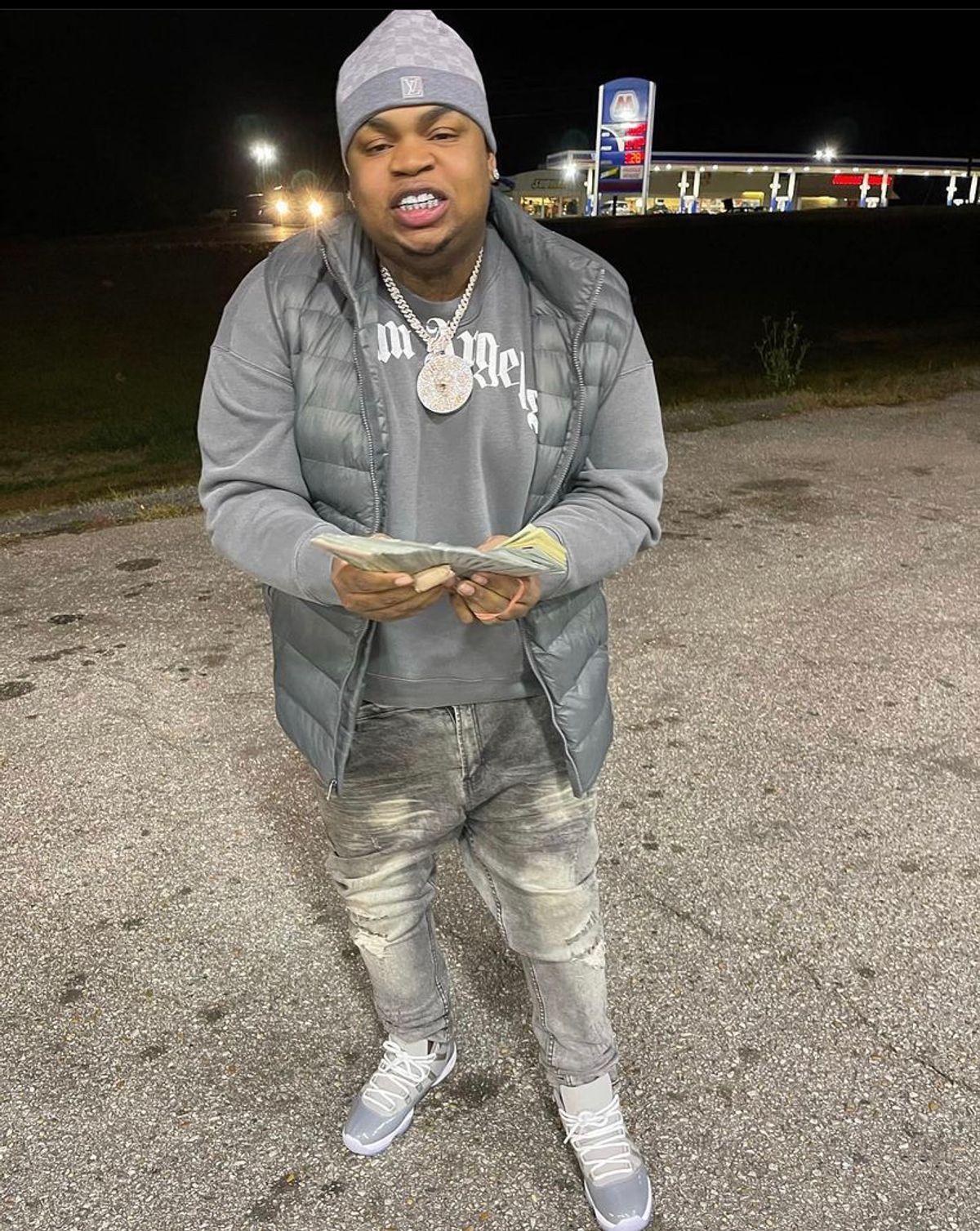 Big Yavo Outfit from November 20, 2021 WHAT’S ON THE STAR?