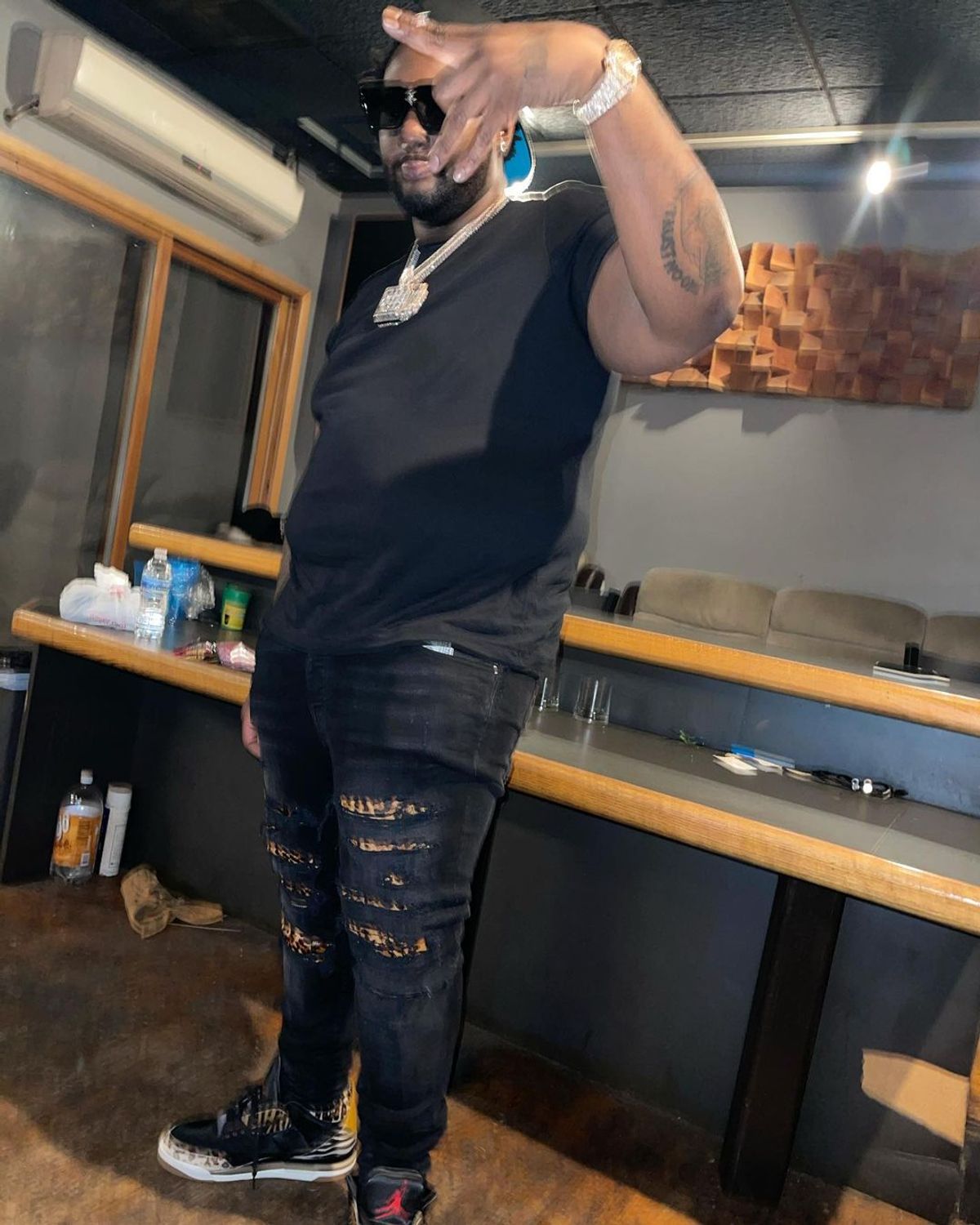 Peezy Outfit from December 12, 2021 | WHAT’S ON THE STAR?