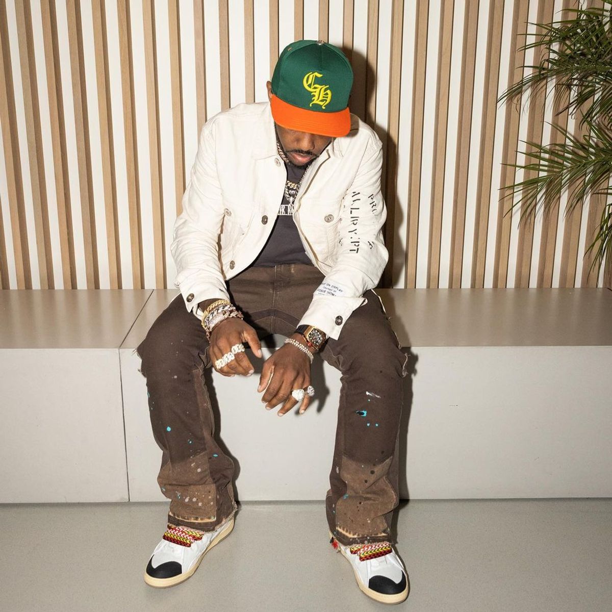 Fabolous Outfit from December 16, 2021 WHAT’S ON THE STAR?