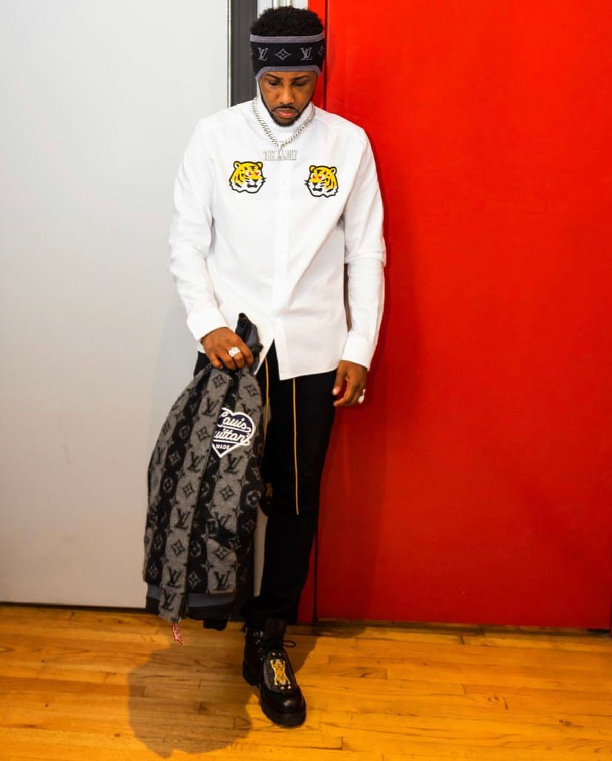 Fabolous Outfit from December 28, 2021 WHAT’S ON THE STAR?