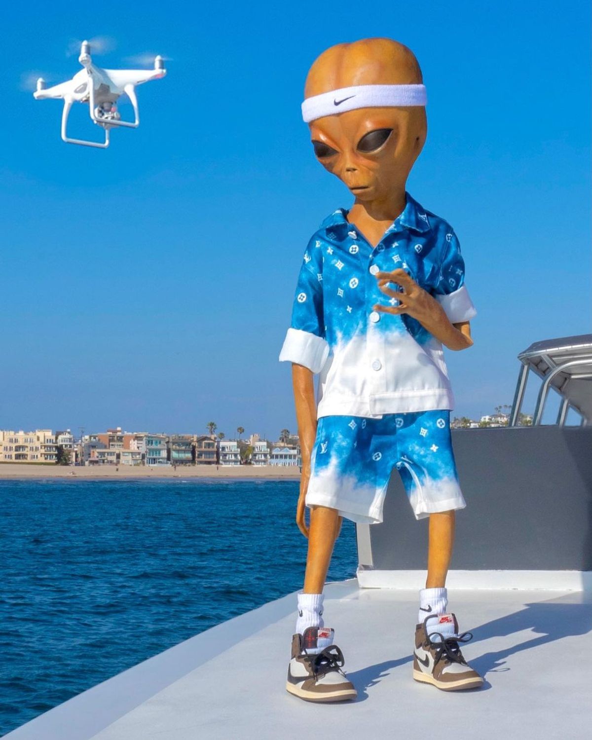 Lil Mayo Outfit from August 8, 2021 WHAT’S ON THE STAR?