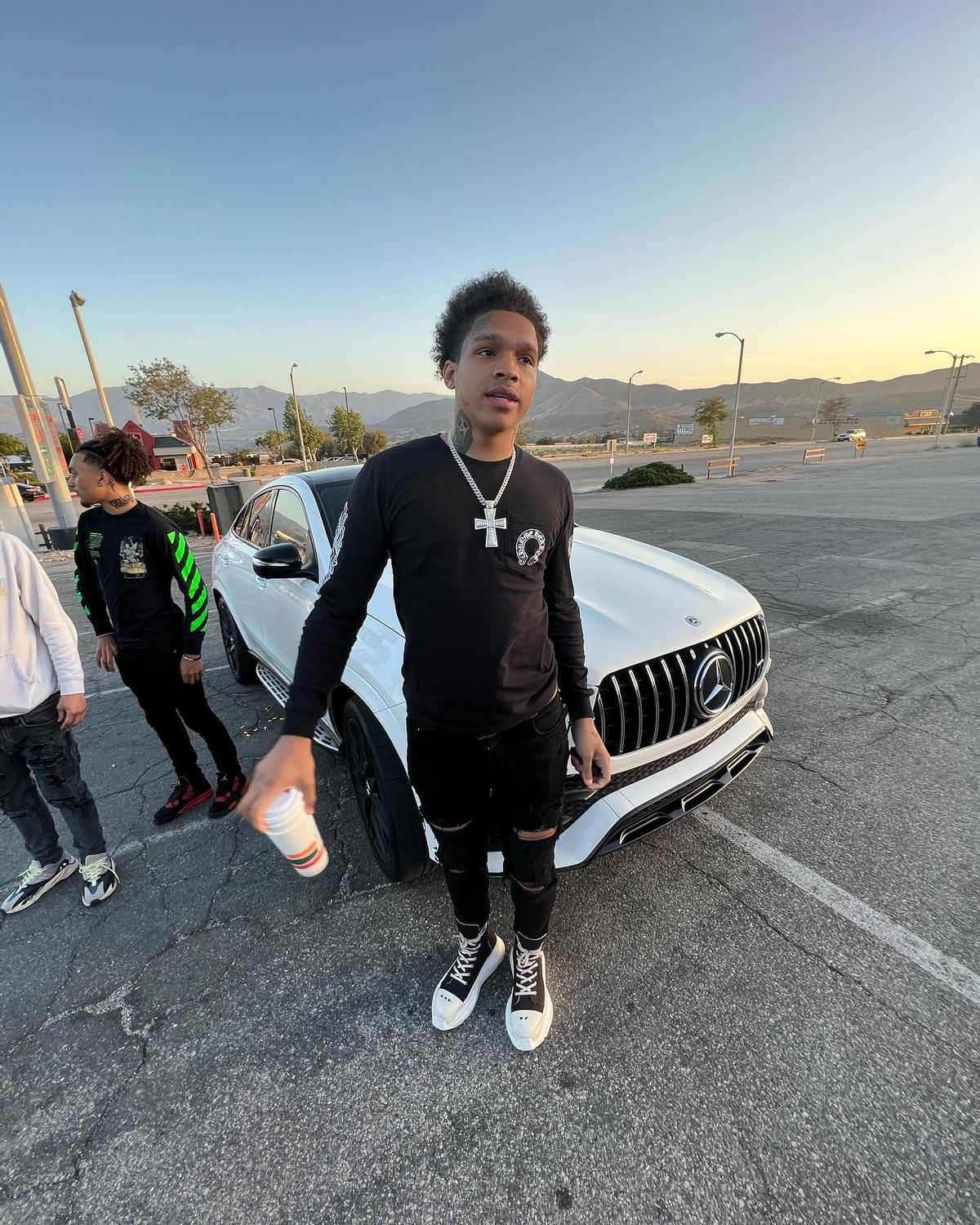 K Suave Outfit from May 2, 2022 WHAT’S ON THE STAR?