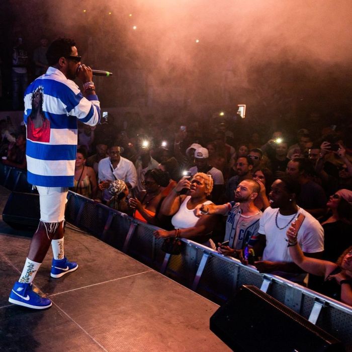 Fabolous Outfit from October 20, 2022 | WHAT’S ON THE STAR? Fabolous net worth 2022