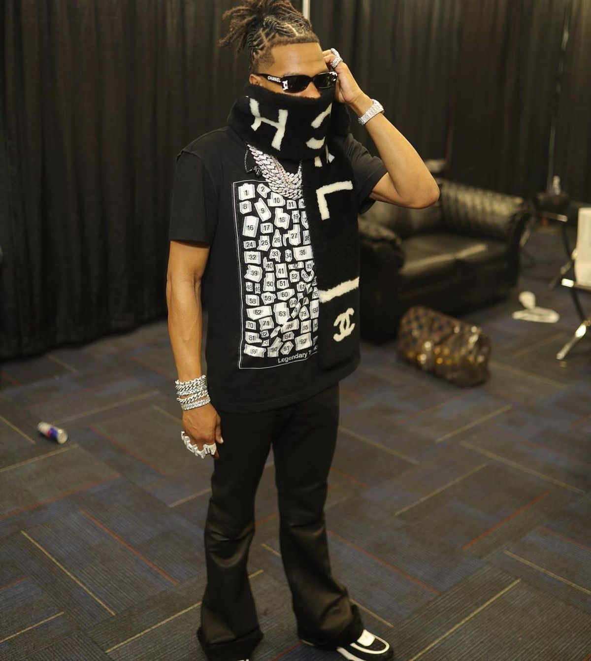 Lil Baby Outfit from July 22, 2022 WHAT’S ON THE STAR?