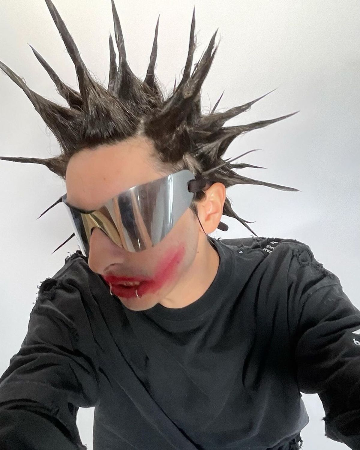 Burberry Erry Outfit from August 10, 2022 WHAT’S ON THE STAR?