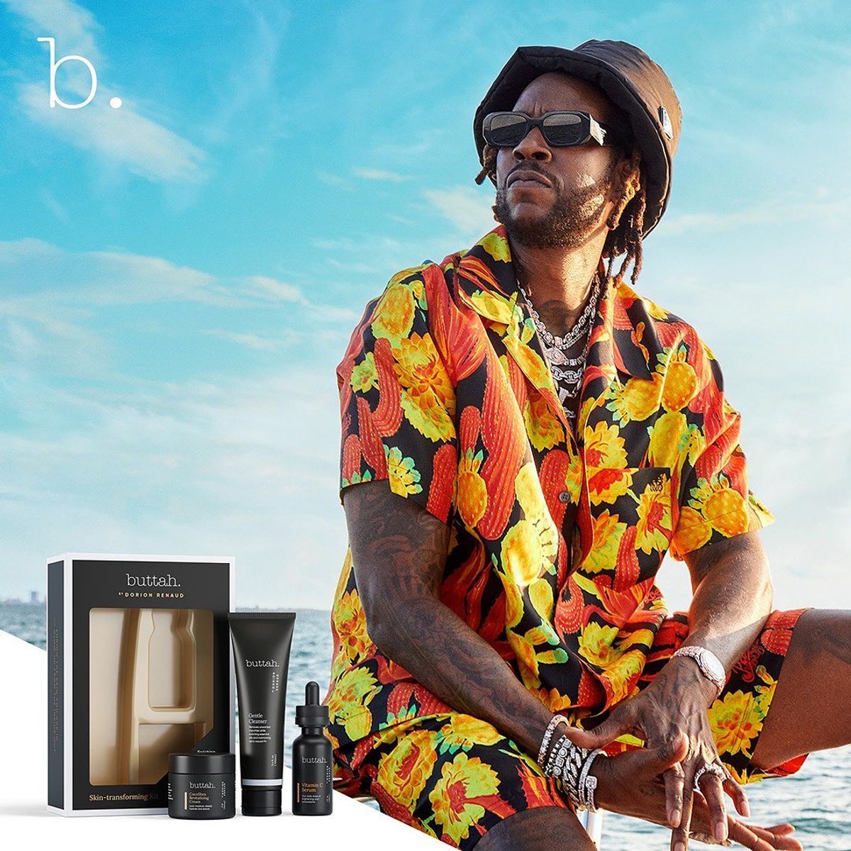 2 Chainz Outfit from September 11, 2022 WHAT’S ON THE STAR?