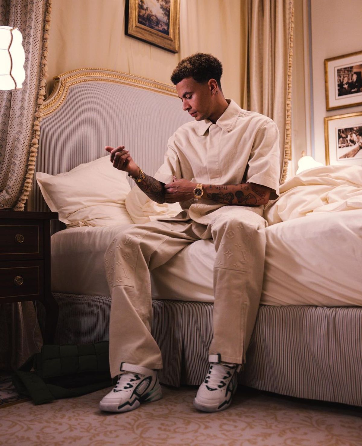 Dele Alli Outfit from November 21, 2022 WHAT’S ON THE STAR?