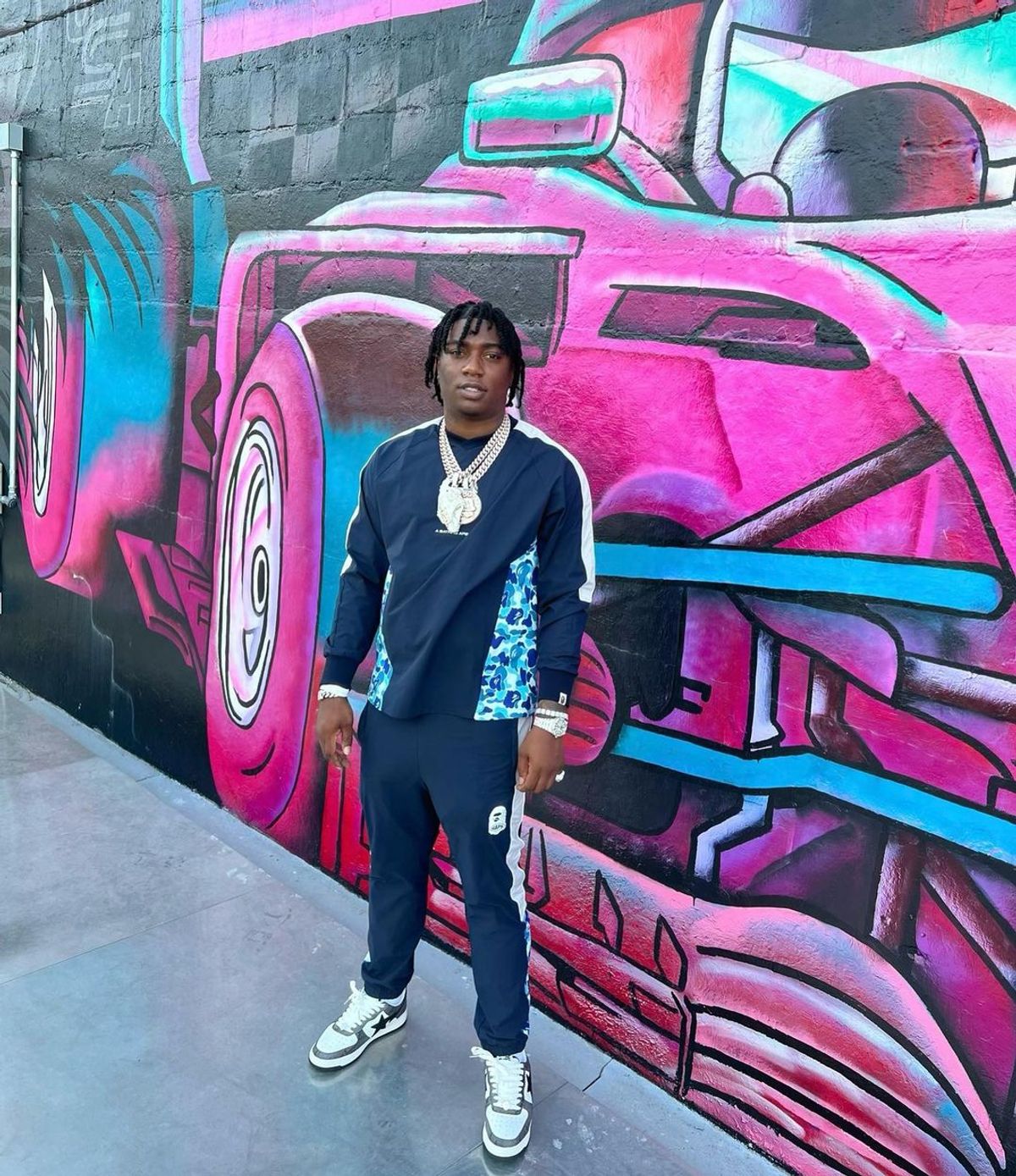 Fredo Bang Outfit from December 2, 2022 WHAT’S ON THE STAR?