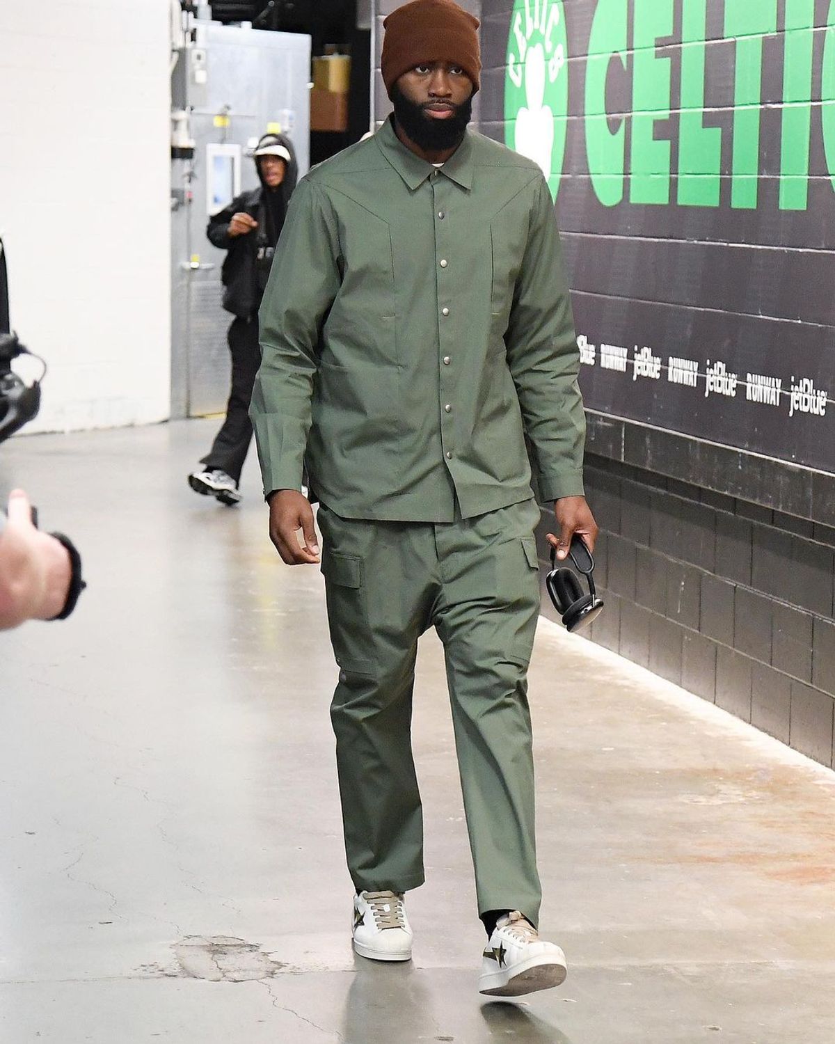 Jaylen Brown Outfit from April 4, 2023 WHAT’S ON THE STAR?