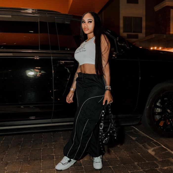 Jania Meshell Outfit from August 31, 2023 | WHAT’S ON THE STAR? Jania Meshell Outfit from August 31, 2023 | WHAT’S ON THE STAR?