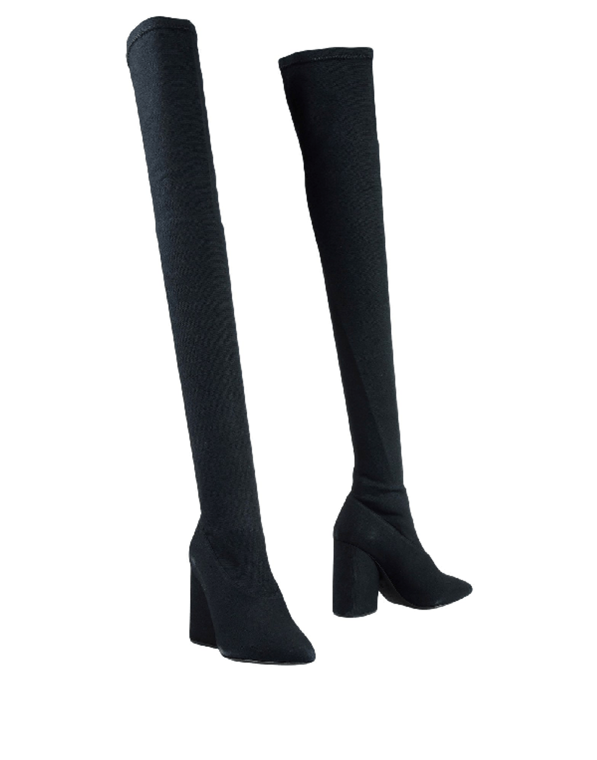 Yeezy Boots In Black WHAT’S ON THE STAR?