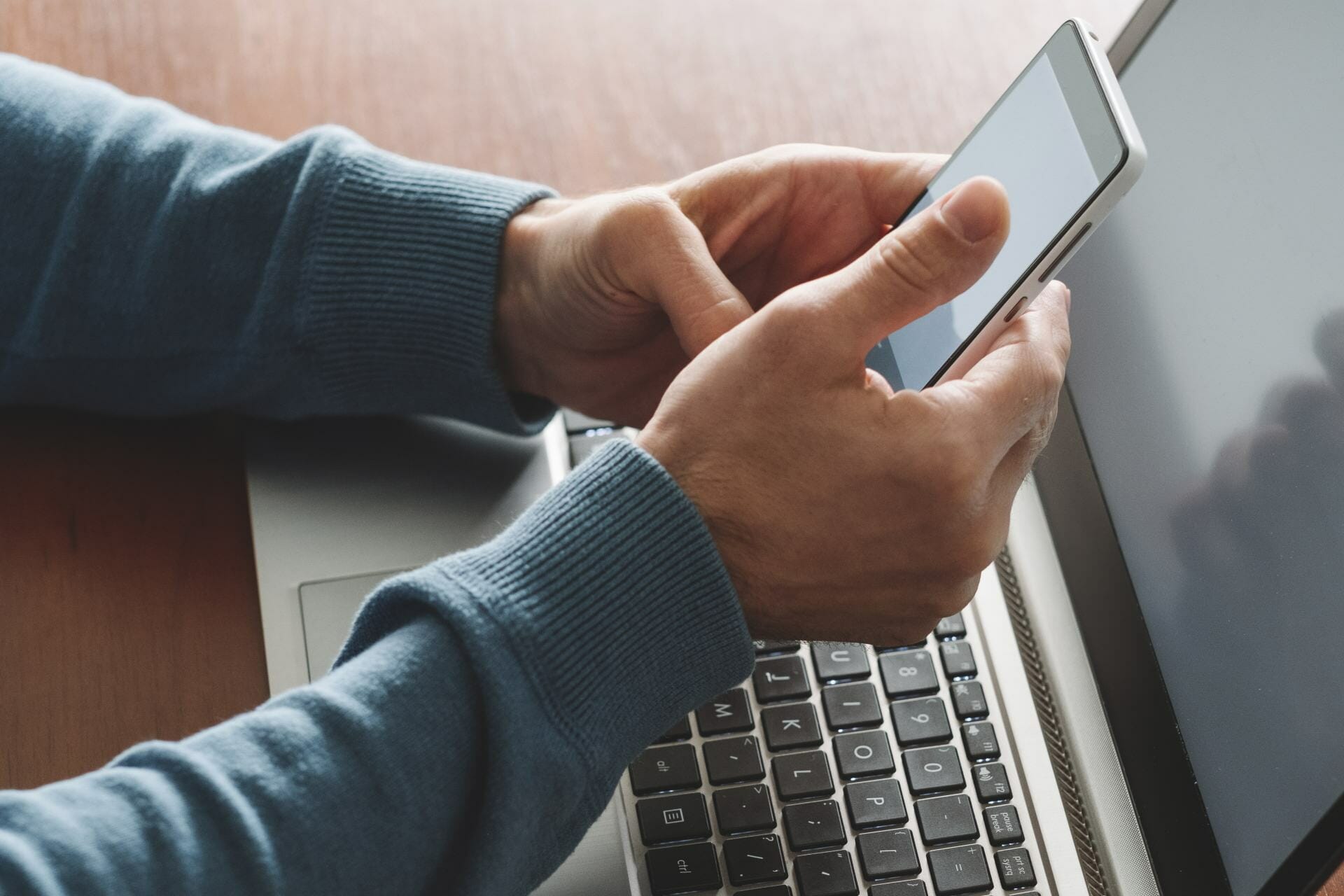 Fix your browser opening by itself in Android
