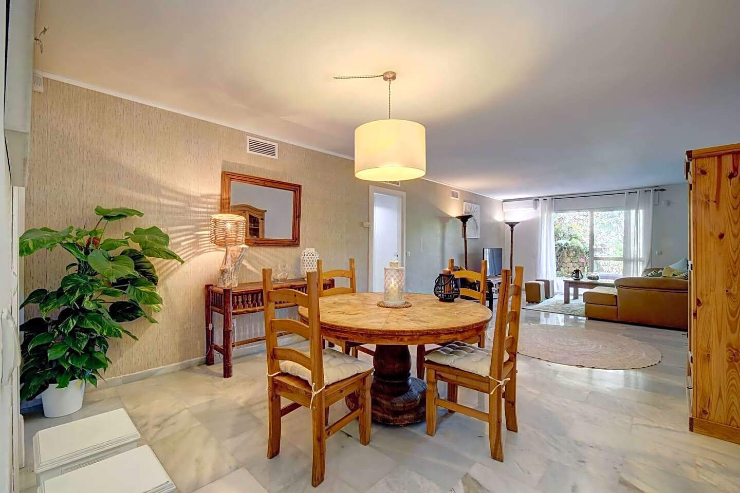 Costasur Estates Piso en alquiler en Marbella de 105 m2