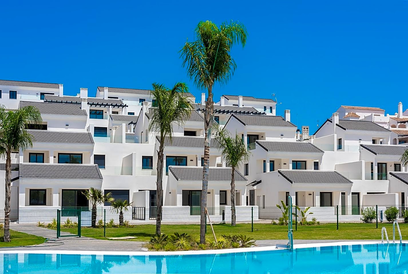 Venta de piso en Estepona