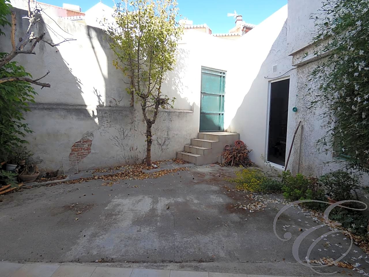 Village House, Townhouse in Durcal Ref XL3045 Essential Properties