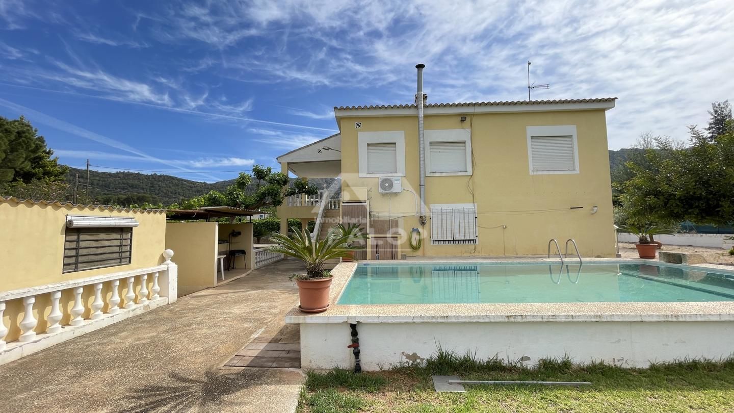 Casa Rústica en venta en La Barraca de Aguas Vivas de 265 m2 11996 Inmobiliaria Palop