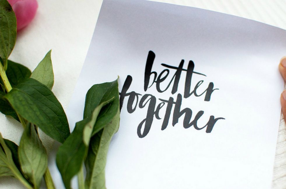 Unique Ways to Wrap a Flower Bouquet as a Gift