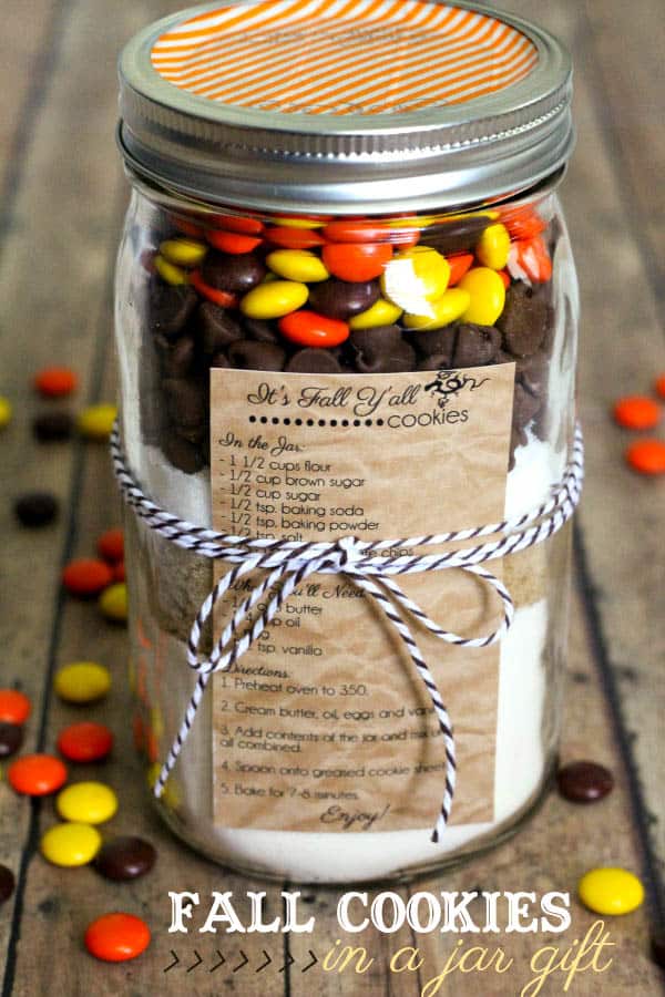 11 Mason Jar Baking Recipe Gifts