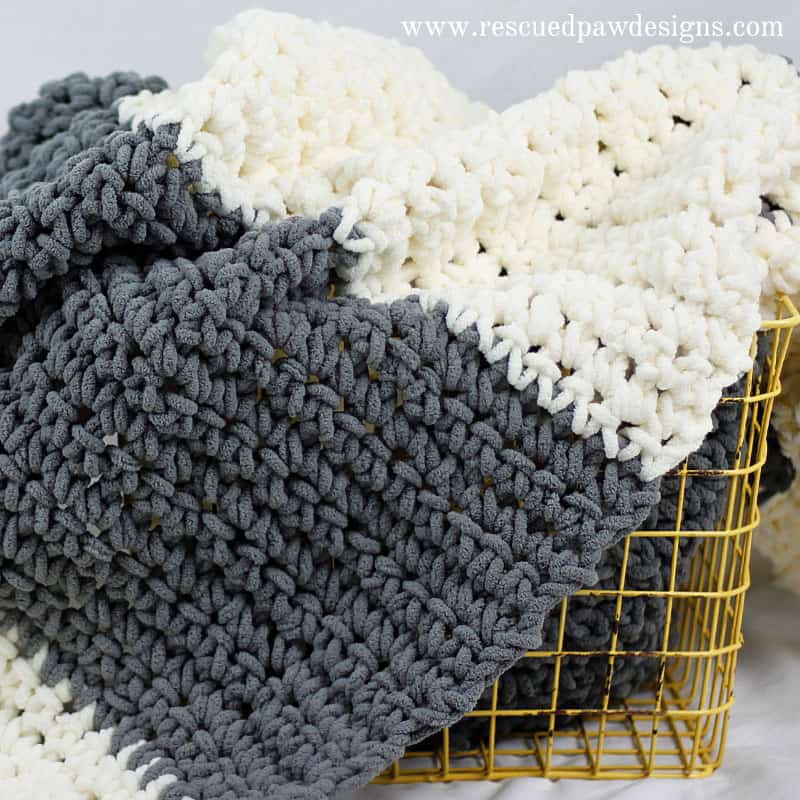 Chunky and Warm Take a Look at Favorite DIY Bulky Blankets!
