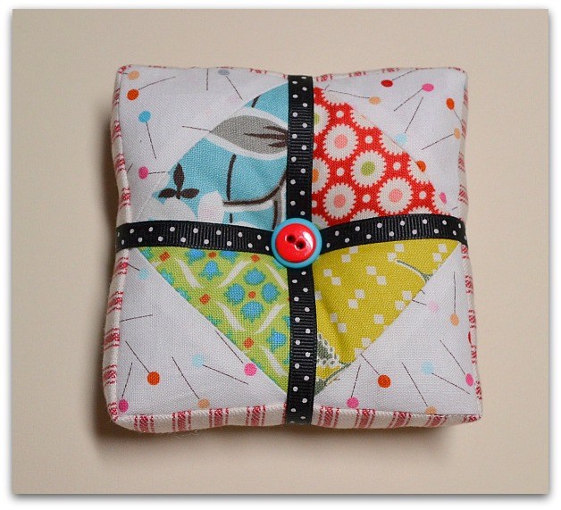 Delightfully Organized 13 Fun DIY Pin Cushions