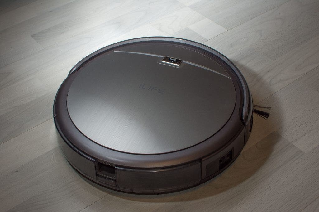Product Review ILife Beetles A4 Smart Robotic Vacuum Cleaner