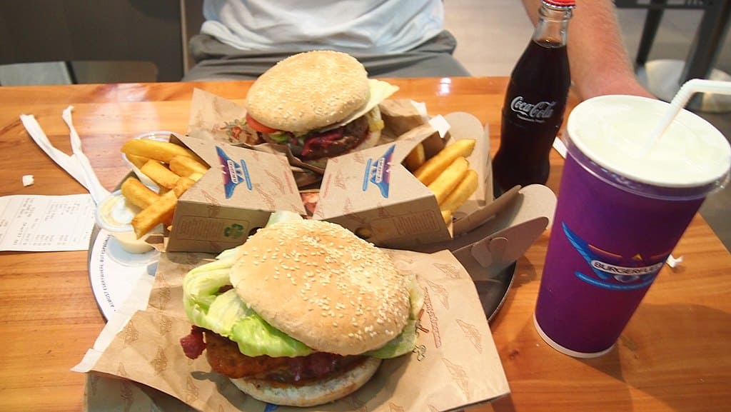 Junk food ads trick you into thinking food will make you happier