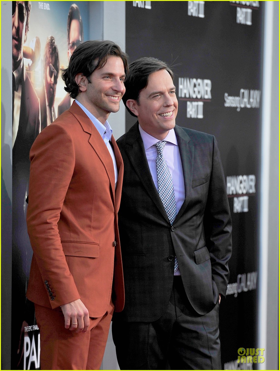 Bradley Cooper 'The Hangover Part III' Premiere! Photo 2875234