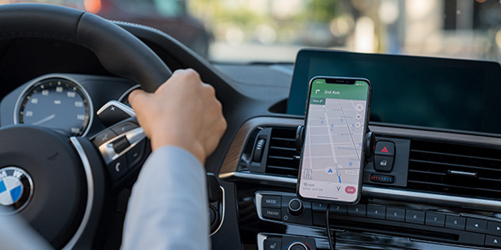 This Ultimate Car Mount Wirelessly Charges Smartphones The Daily Caller