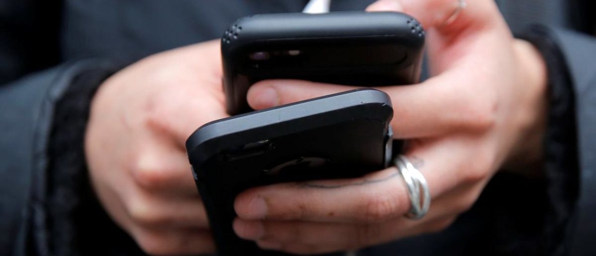 Vermont Bill Would Ban Cell Phone Use For Anyone Under 21 The Daily