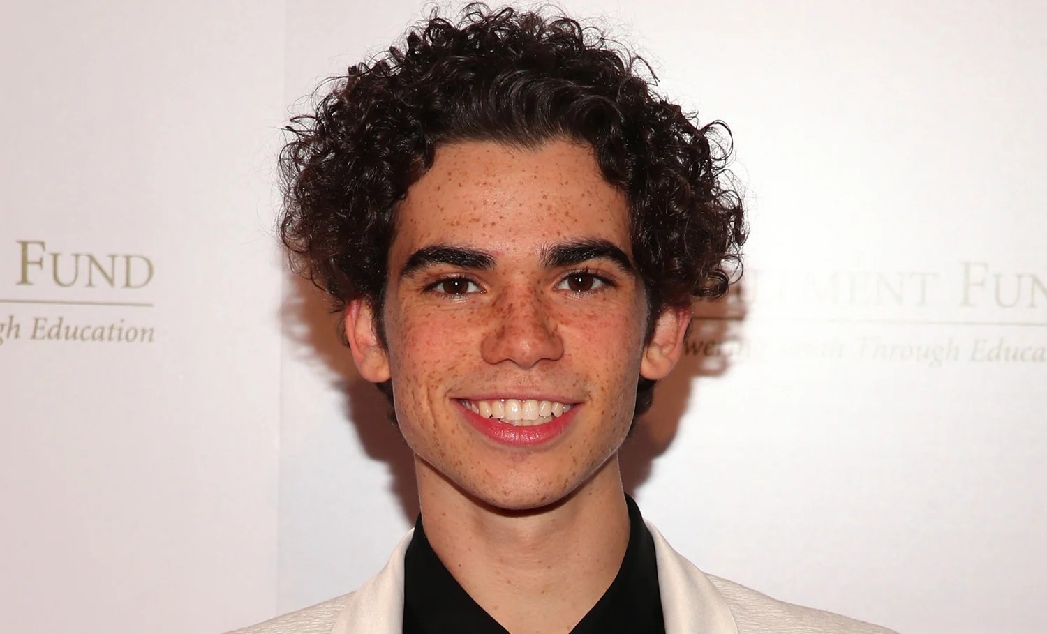 Celebrities React to Cameron Boyce’s Tragic Death Cameron Boyce
