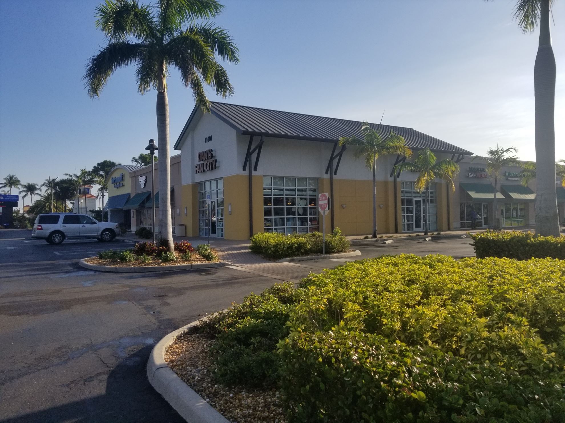 Ceiling Fan store in Fort Myers, FL Dan's Fan City Dan's Fan City