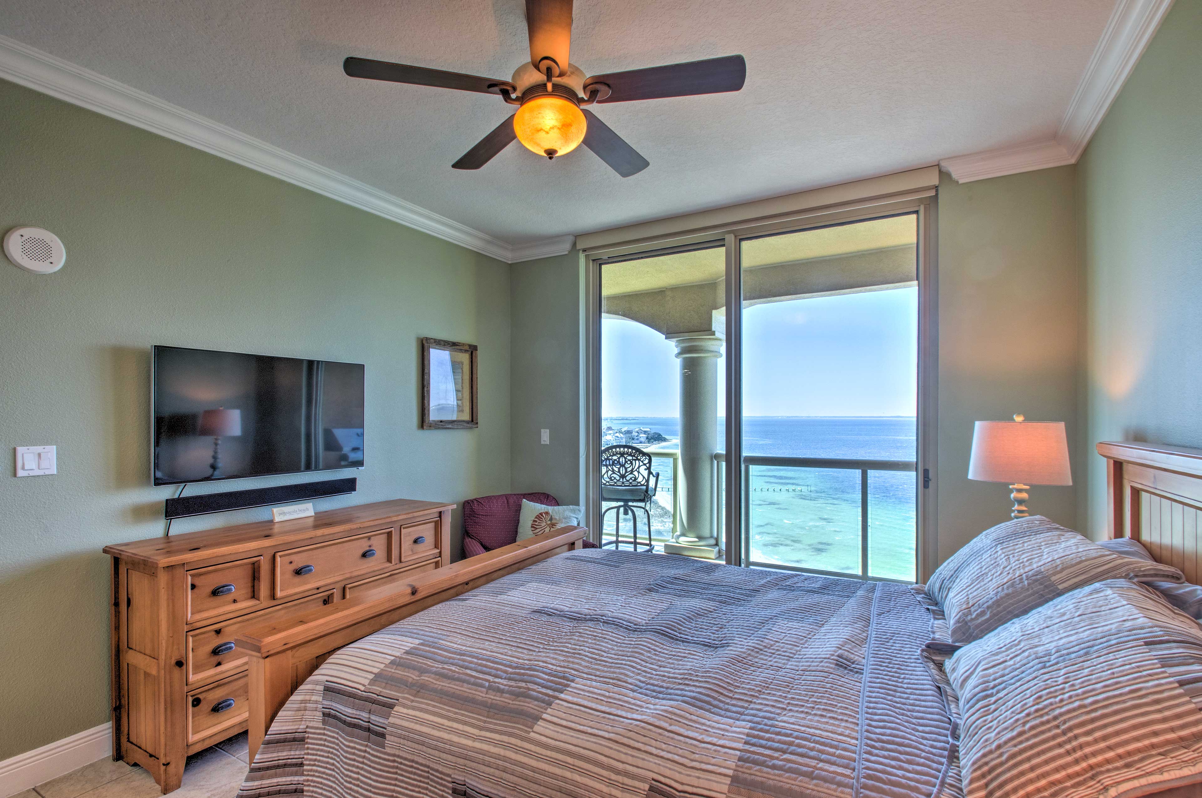 Pensacola Beach Resort Condo With Beach Access! in Pensacola Beach w/ 2