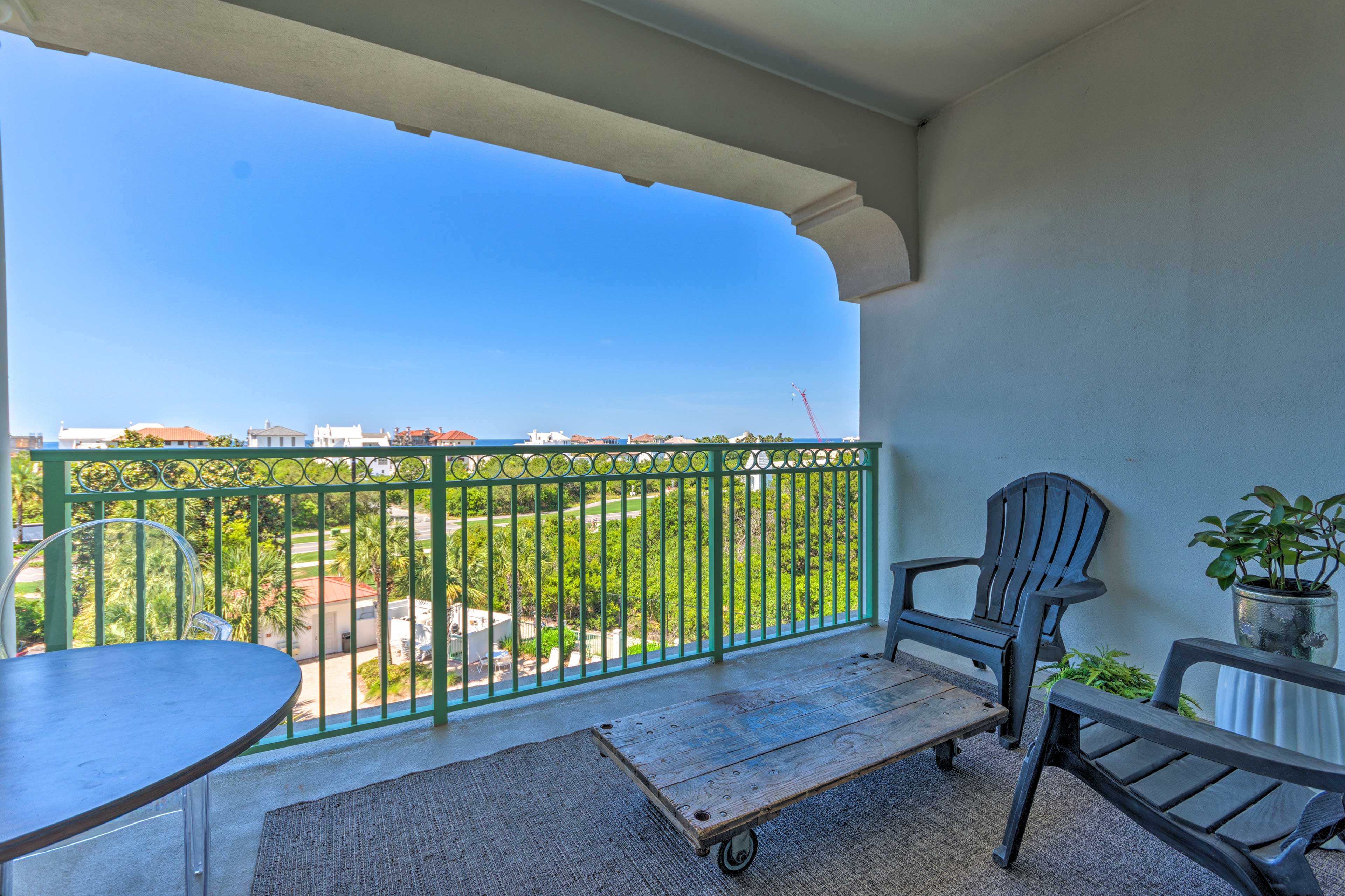 Ocean View Condo Btwn Rosemary & Alys Beach! in Rosemary Beach w/ 1 BR
