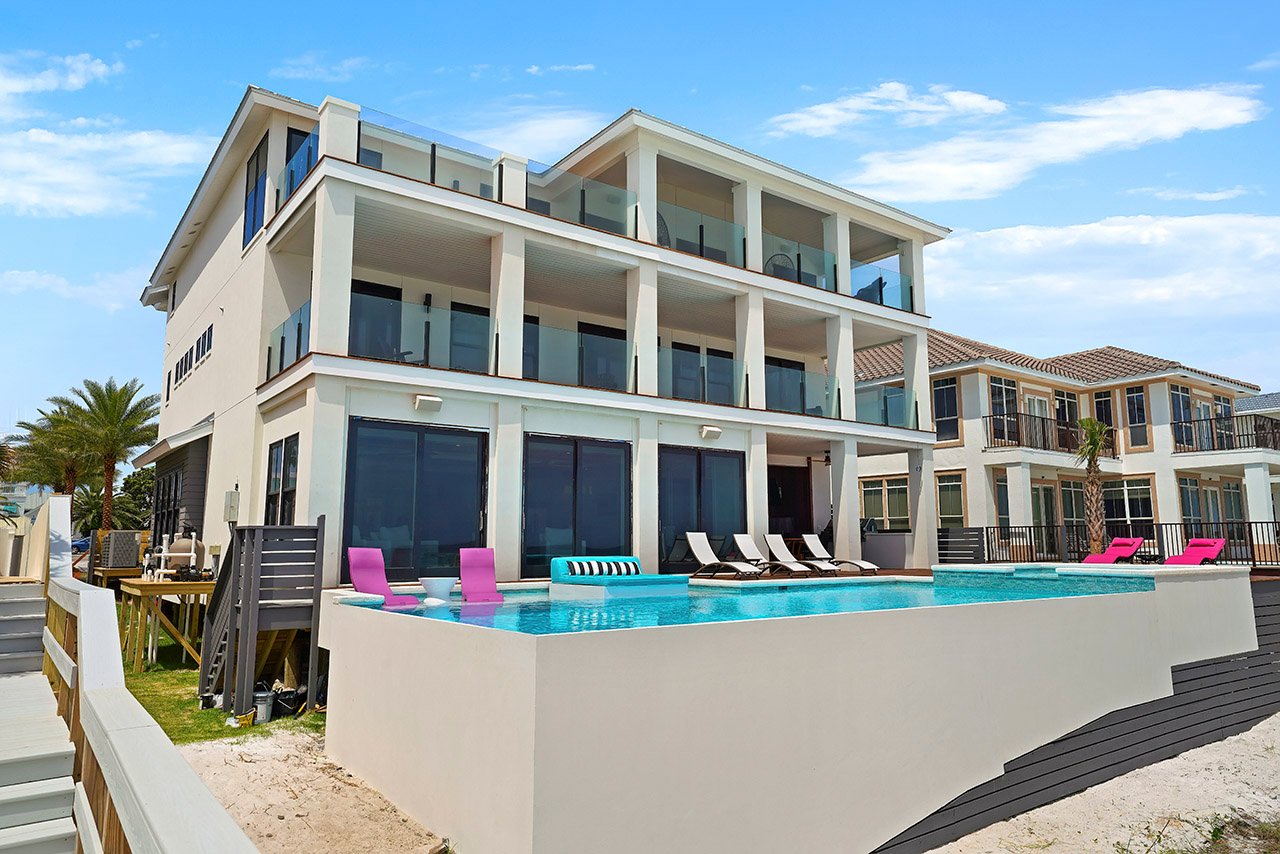 Big House By The Sea in Destin w/ 7 BR (Sleeps30)