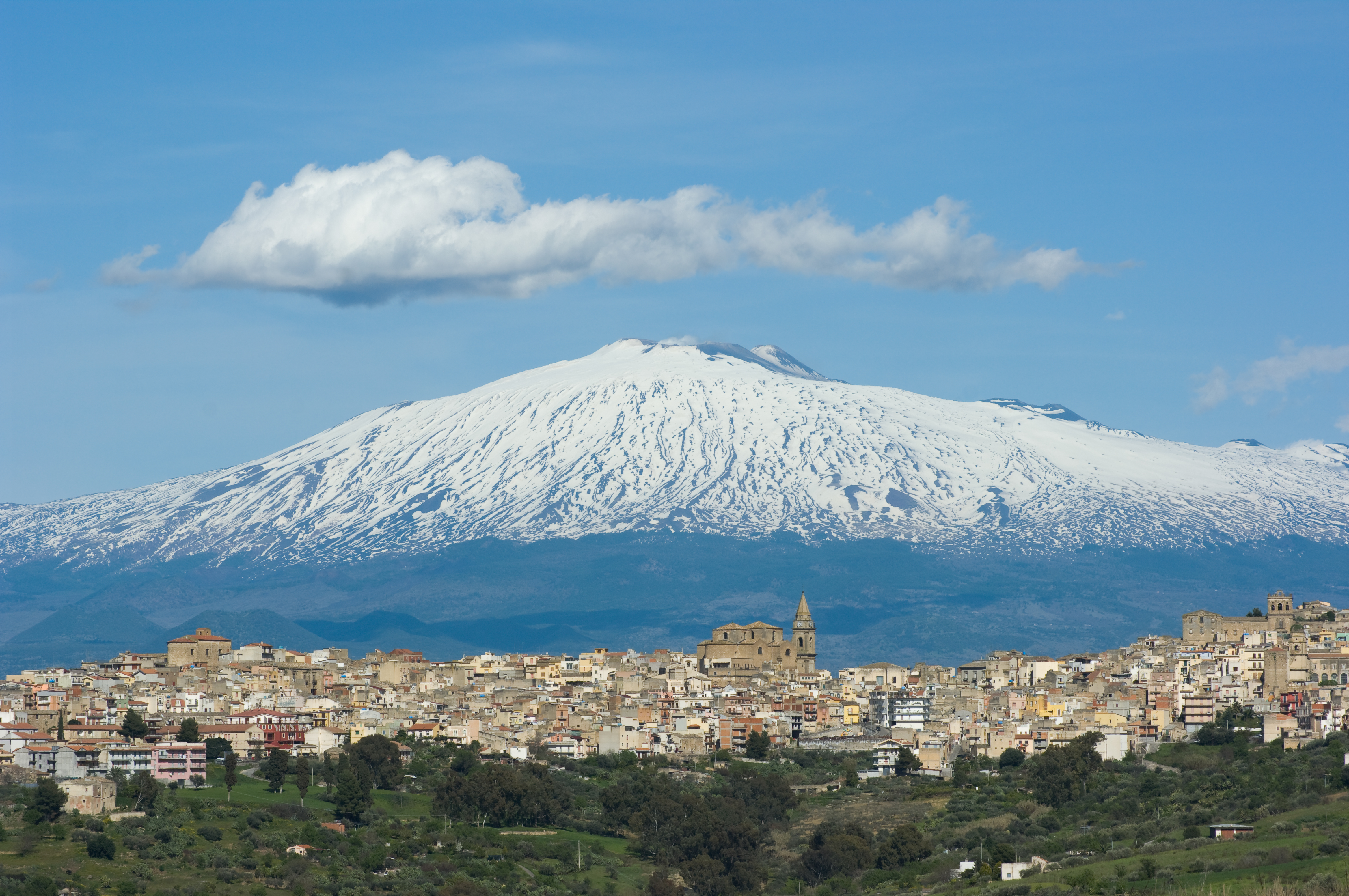 How To Visit Sicily's Mount Etna By Bus From Catania 0CD