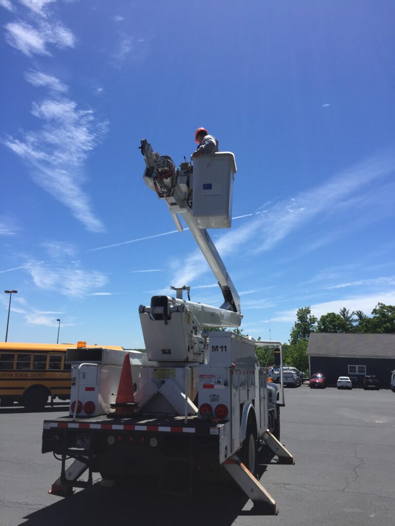 Do You Need a License to Drive that Bucket Truck? Hard Hat Training