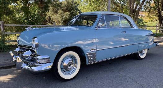 Solve 1951 Ford Victoria Alpine Blue & Silvertone Gray 40K drivers