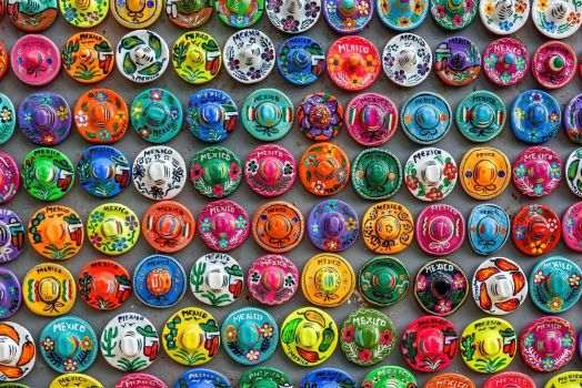 Solve Souvenirs of Mexico 3 jigsaw puzzle online with 77 pieces