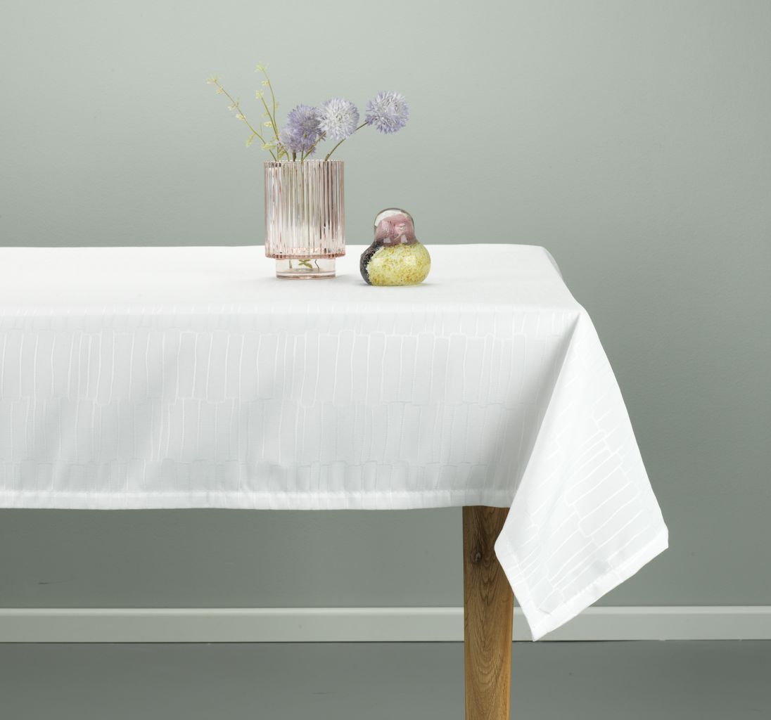 Tablecloth OLVON 140x240 white JYSK