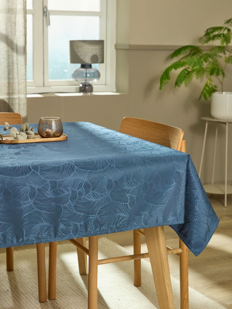 Tablecloth STILKEG 140x240 blue JYSK