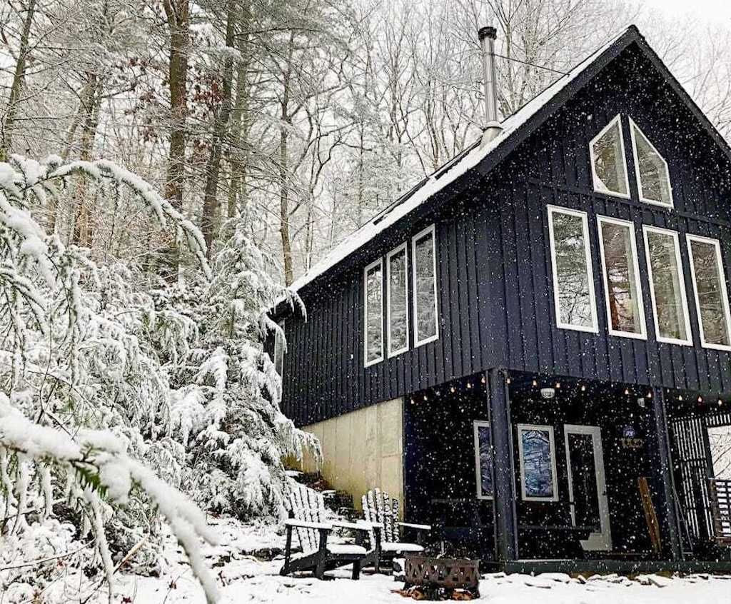 AIrbnb’s Ten MostLiked Properties on Instagram for 2020