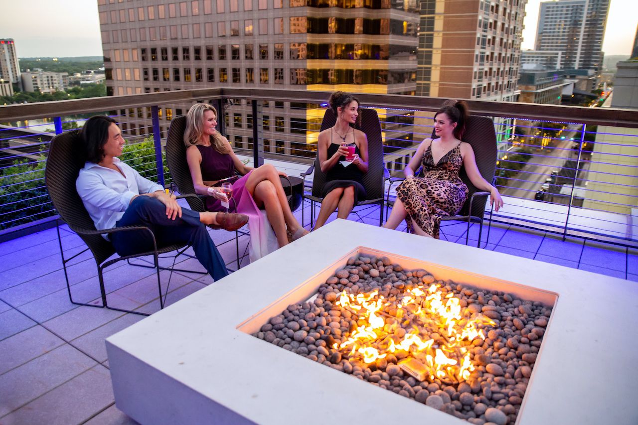 Best Rooftop Pool Bars in Austin, Texas