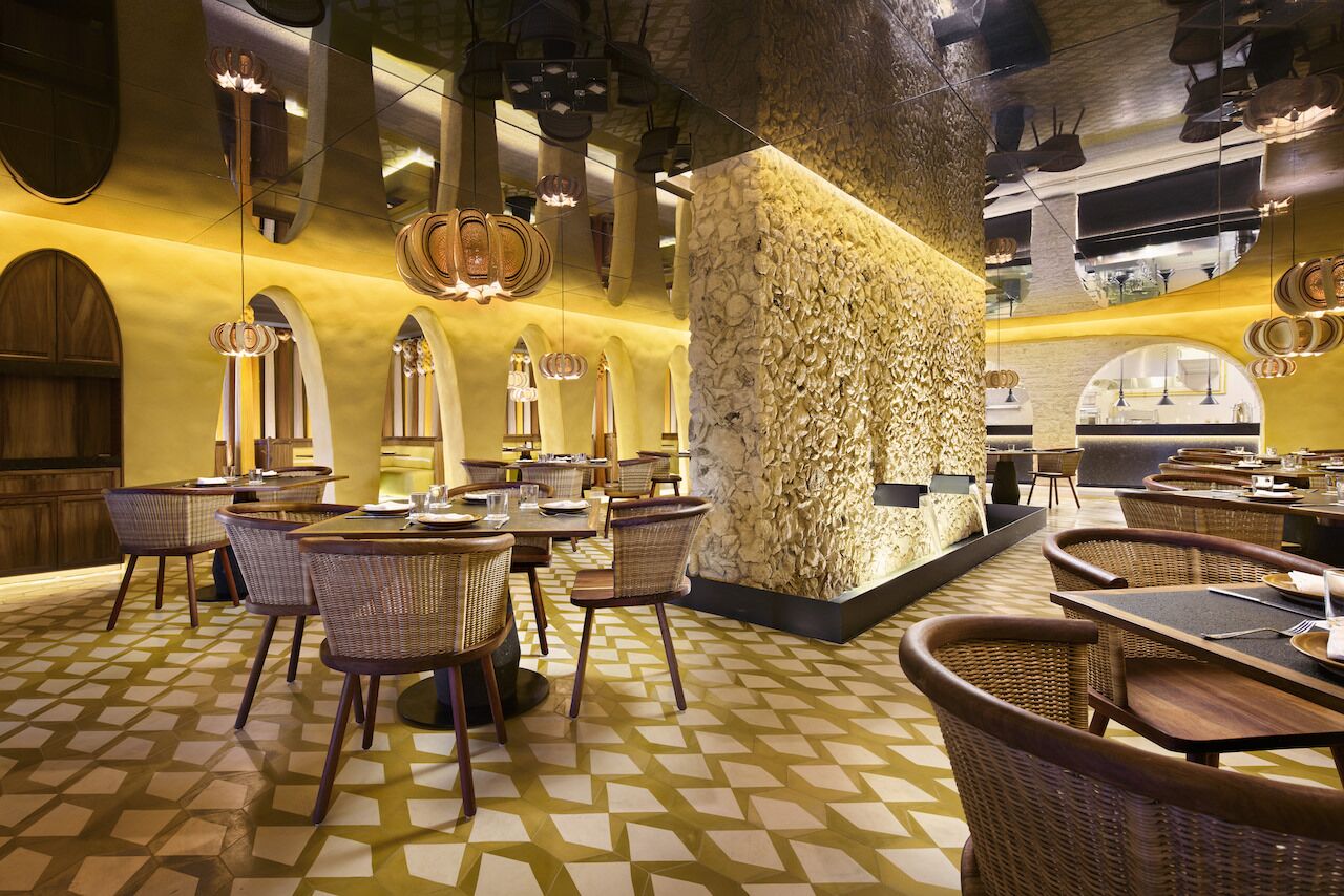 Where to Eat at Hotel Xcaret Arte's 10+ Restaurants in Mexico