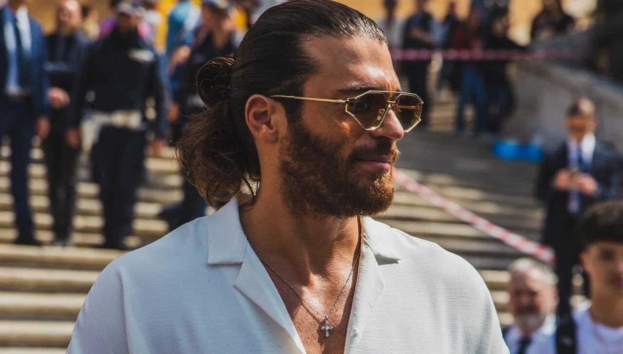 Can Yaman’dan İtalya’da çocuklar için yardım – Son Dakika Magazin Haberleri