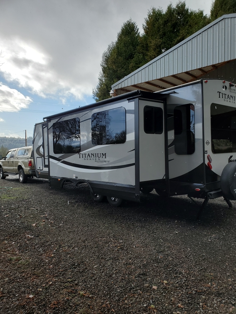 2018 Outdoors Rv Manufacturing BLACK STONE 260RLS, Stayton OR