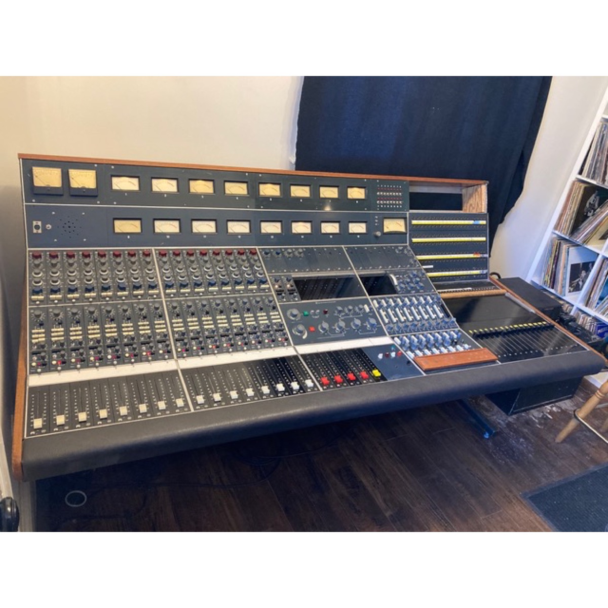 Used Vintage Recording Consoles and Mixing Consoles » Sonic Circus