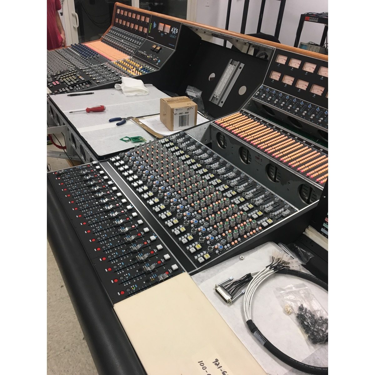 API Legacy AXS Discrete Console with DAW Center section Sonic Circus