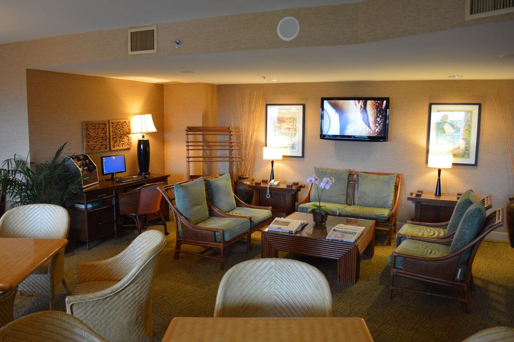 Loews Royal Pacific Resort