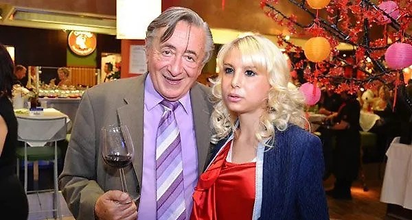 Richard Lugners Katzi feierte ihren Geburtstag Vienna Online