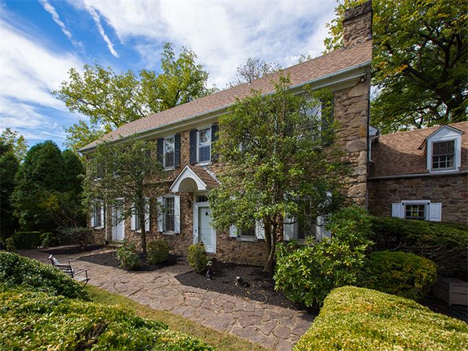 For Sale Norristown Home with Backyard Creek